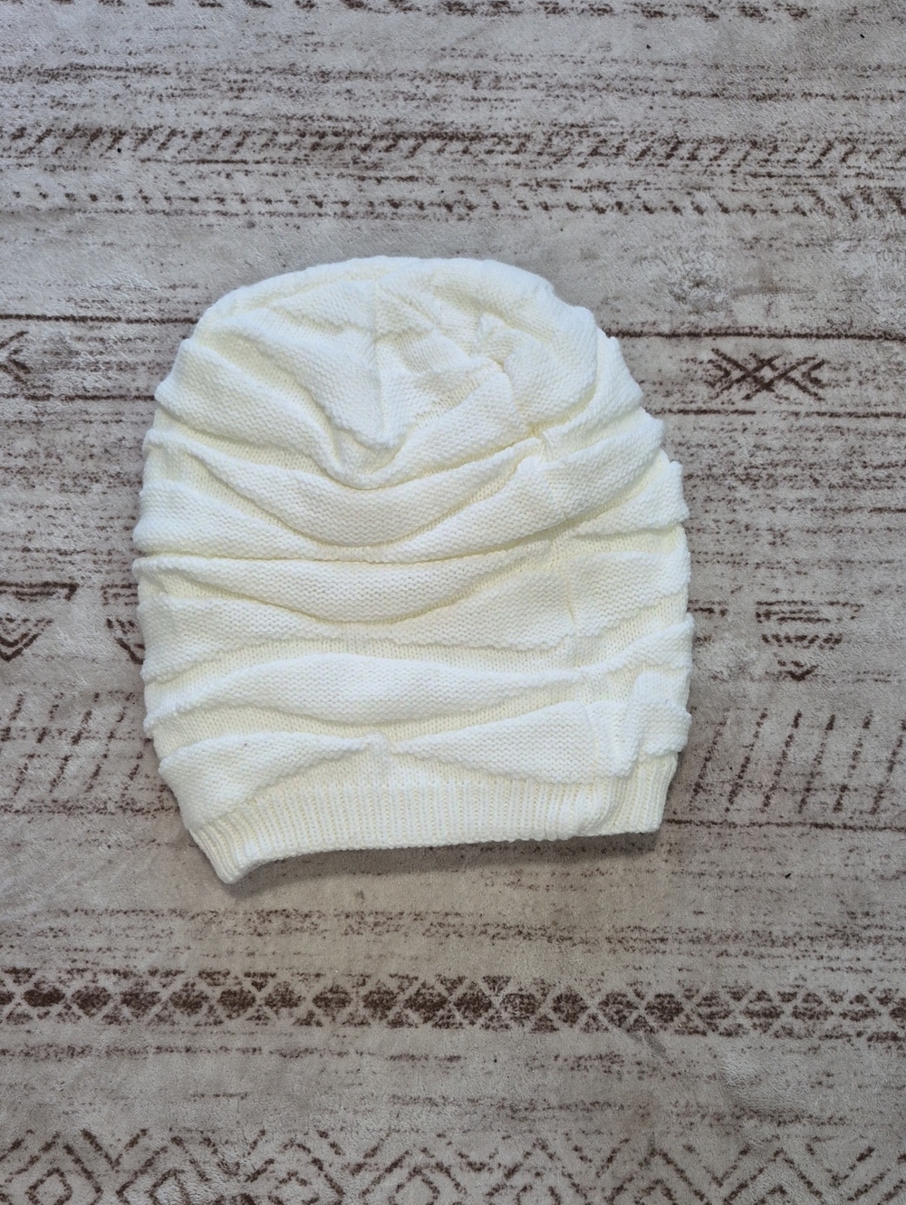 Source Unknown Cream Knit Beanie Hat
